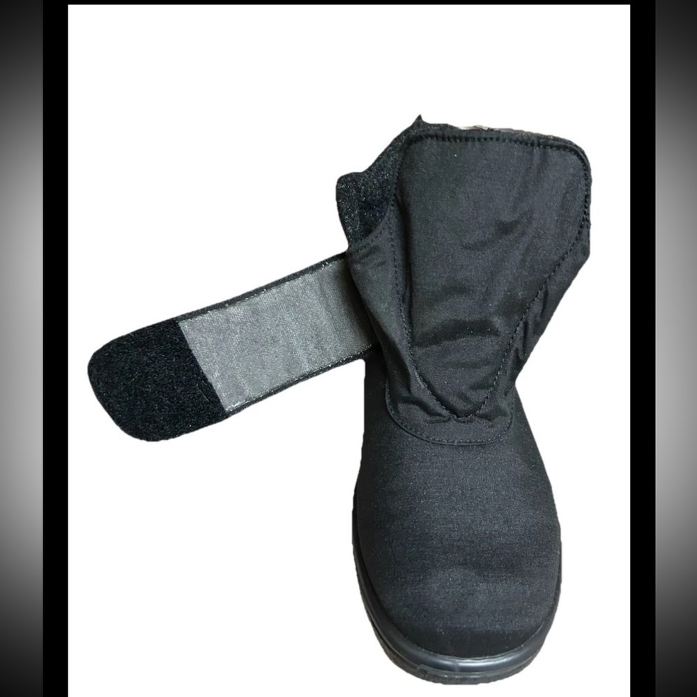 Toe Warmers Winter Shoes Size 7N Black Waterproof Insulated Made In Canada NEW - Picture 6 of 9